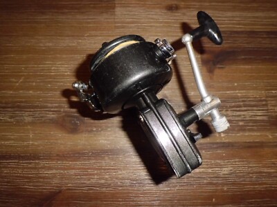 Moulinet de pêche vintage Shakespeare 2210 II, fabriqué au Japon