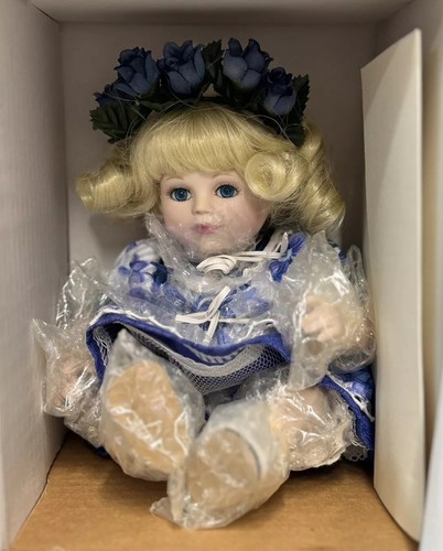 Marie Osmond Tiny Tots Olive May and Friends 6" Dolls W/COA Necklace & Box NEW - Picture 3 of 8