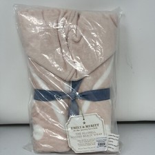 NIP Pottery Barn Kids Sea ShellI Beach Hooded Towel Emily Merit