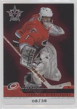 2001-02 Pacific Vanguard Red 8/38 Arturs Irbe #16 2o7