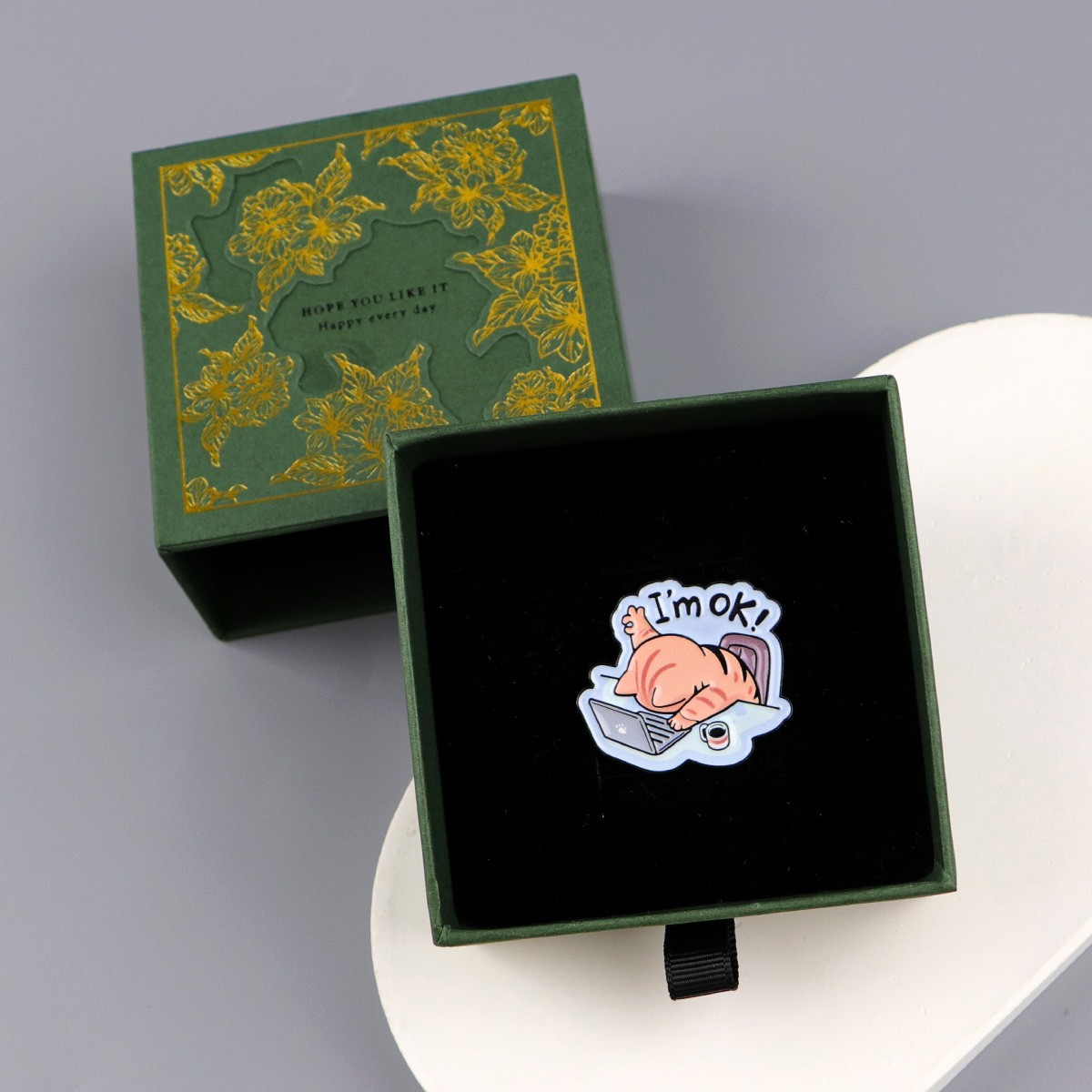 Office Cat Enamel Pin "I'M OK" Badge With Gift Box Women's Brooch Hat Lapel Pin