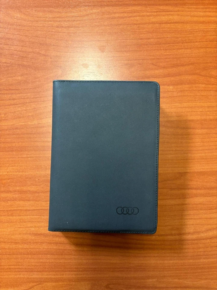 MANUALE DI MANUTENZIONE AUDI A8  D3 ORIGINALE DAL 2005 AL 2009 - Immagine 3 di 3