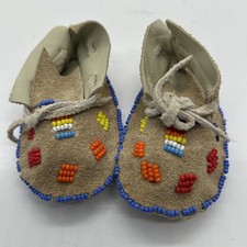 Vintage Native American Infant Beaded Moccasins
