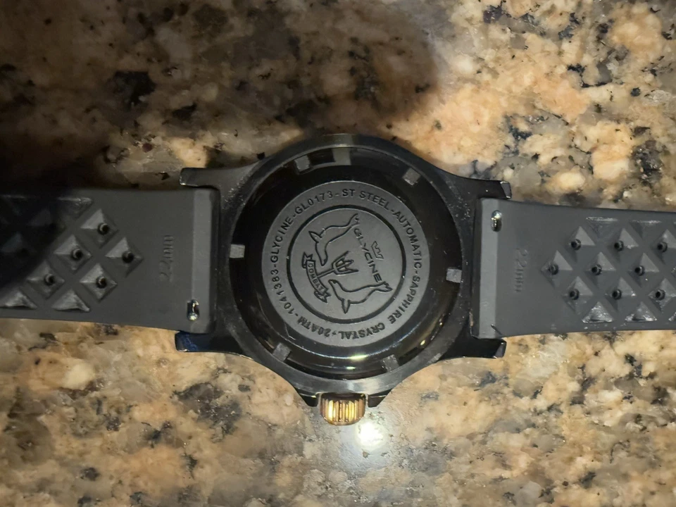 Relógio automático masculino Glycine Combat Sub 42mm Goldeneye GL0173 - Imagem 4 de 4