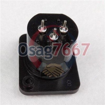 ONE Panel Mount Male Chassis Socket Connector XLR 3 Pin NEW #zc