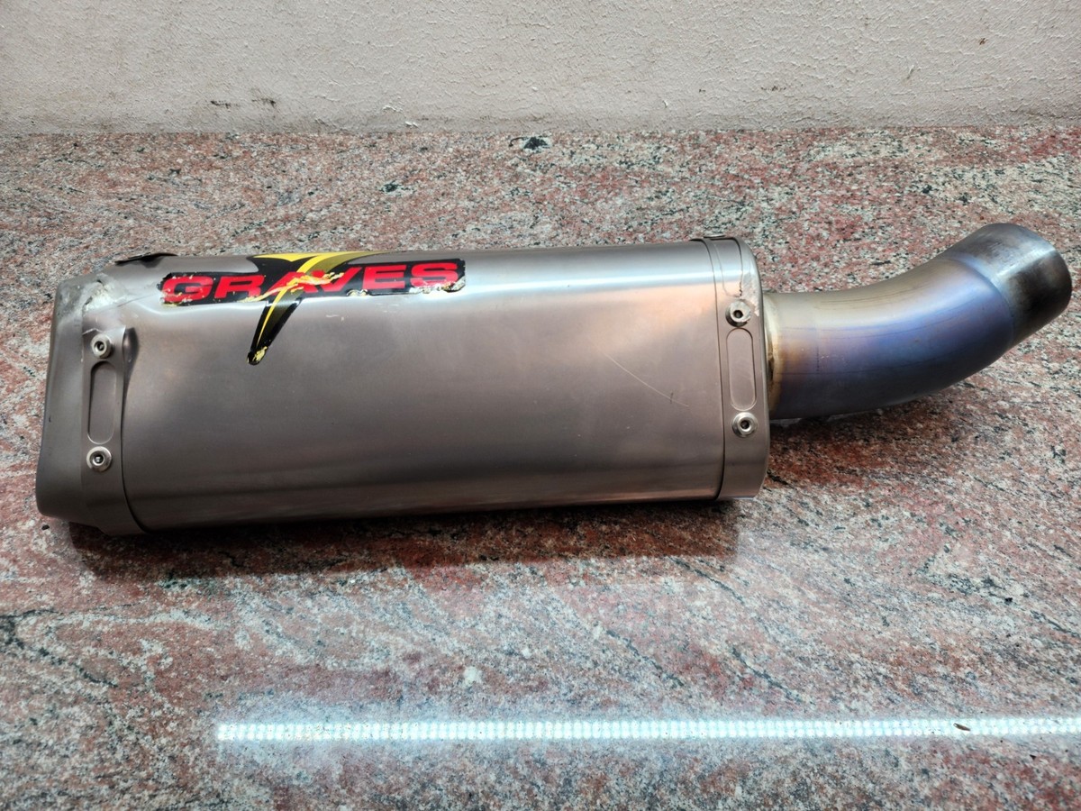 2019-25 Kawasaki ZX-6R Graves Titanium Slip-On Exhaust Cat-Back