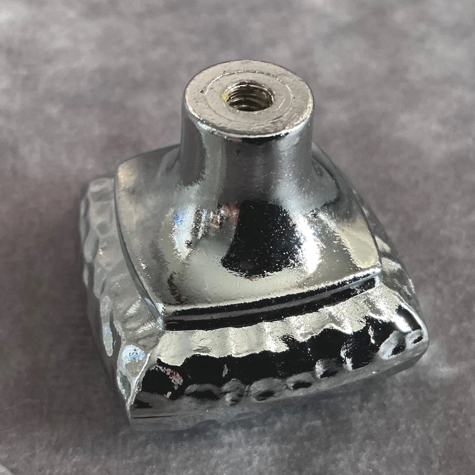 Hickory Hardware ::Mountain Lodge:: Chrome Cabinet Knob Pull P3062-CH Square - Image 3 of 4