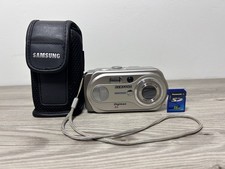 Samsung Digimax A6 Digital camera 6MP & SD Card & Case