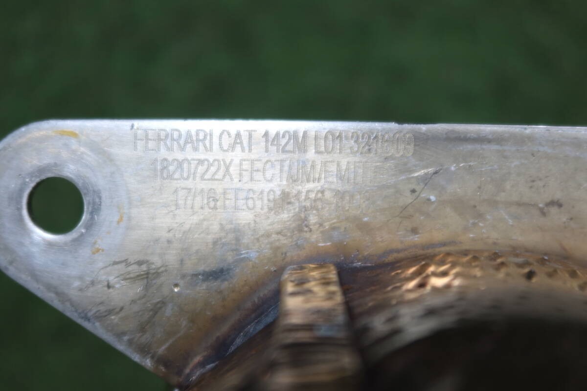 Ferrari 488 Pista GTB Spider Catalytic Converter Catalyst Set 321608 321609 OEM