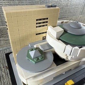 LEGO 21035 - Architecture Solomon R. Guggenheim Museum Sun Damage Light Kit Incl