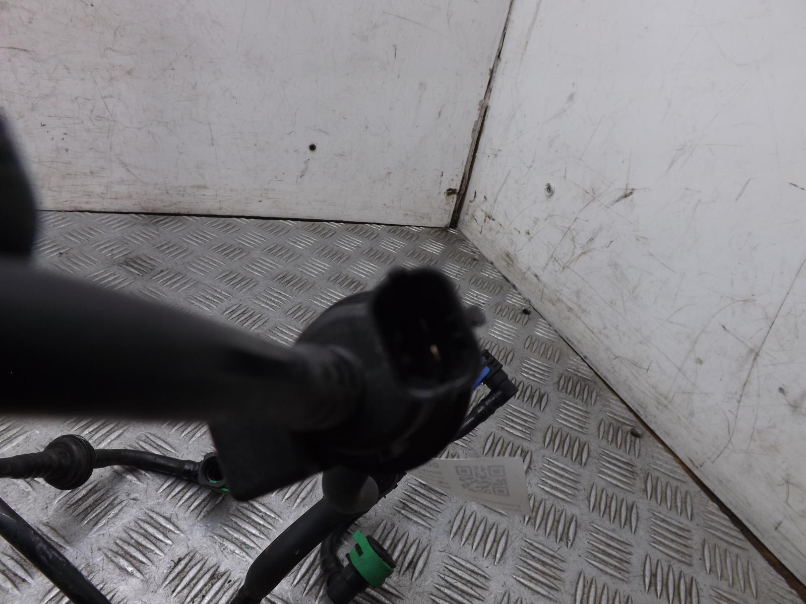 Ford Fiesta Pcv Fuel Injection Valve 2 Pin Plug Mk7 1.0 Petrol 2008