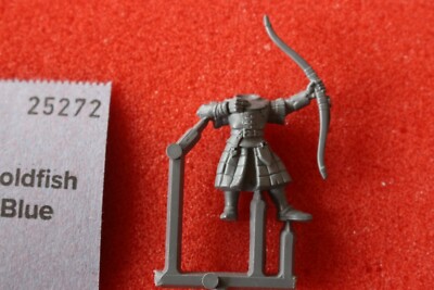  Games Workshop Warhammer Bretonnian Bretonnia Archer Bowman Body Bit Peasant A