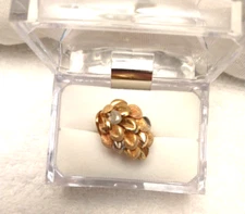 Vintage Solid 18K 3-Color Gold Ring, Size 7¼, Cascading Stylized Leaf Design