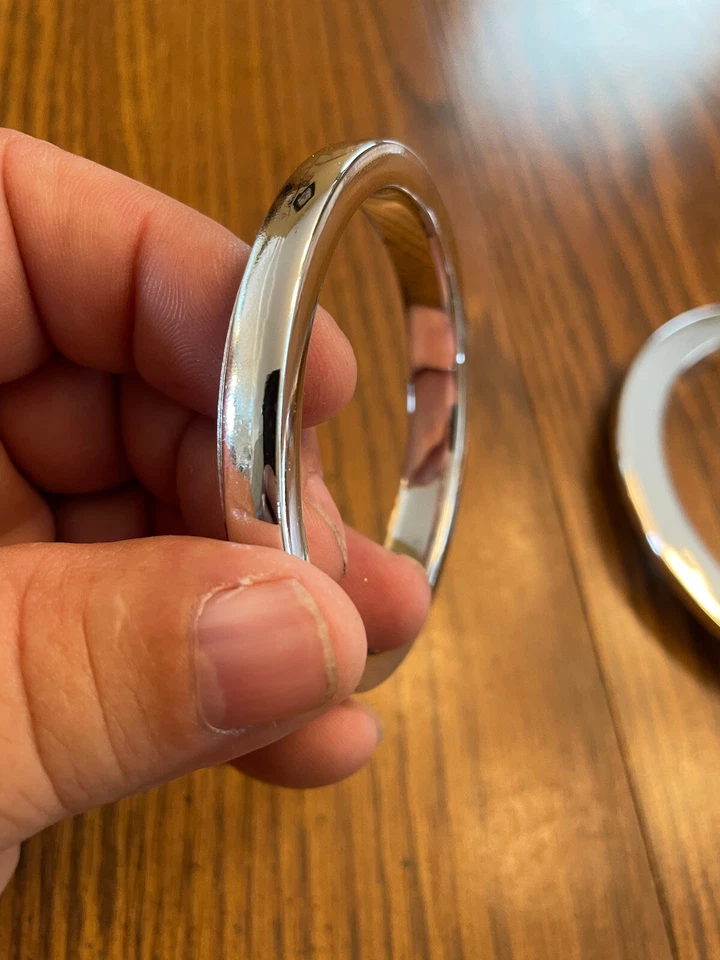 Anillos de ajuste cromados para luces traseras para Dodge Dart 1964. Por par Foto 2 de 3