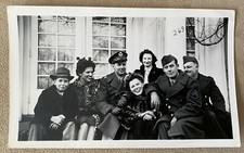 WWII - Original Soldiers Photo - Look