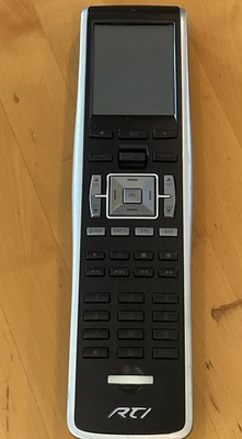 RTI T2i Remote Control Touchscreen For Parts or Repair UNTESTED