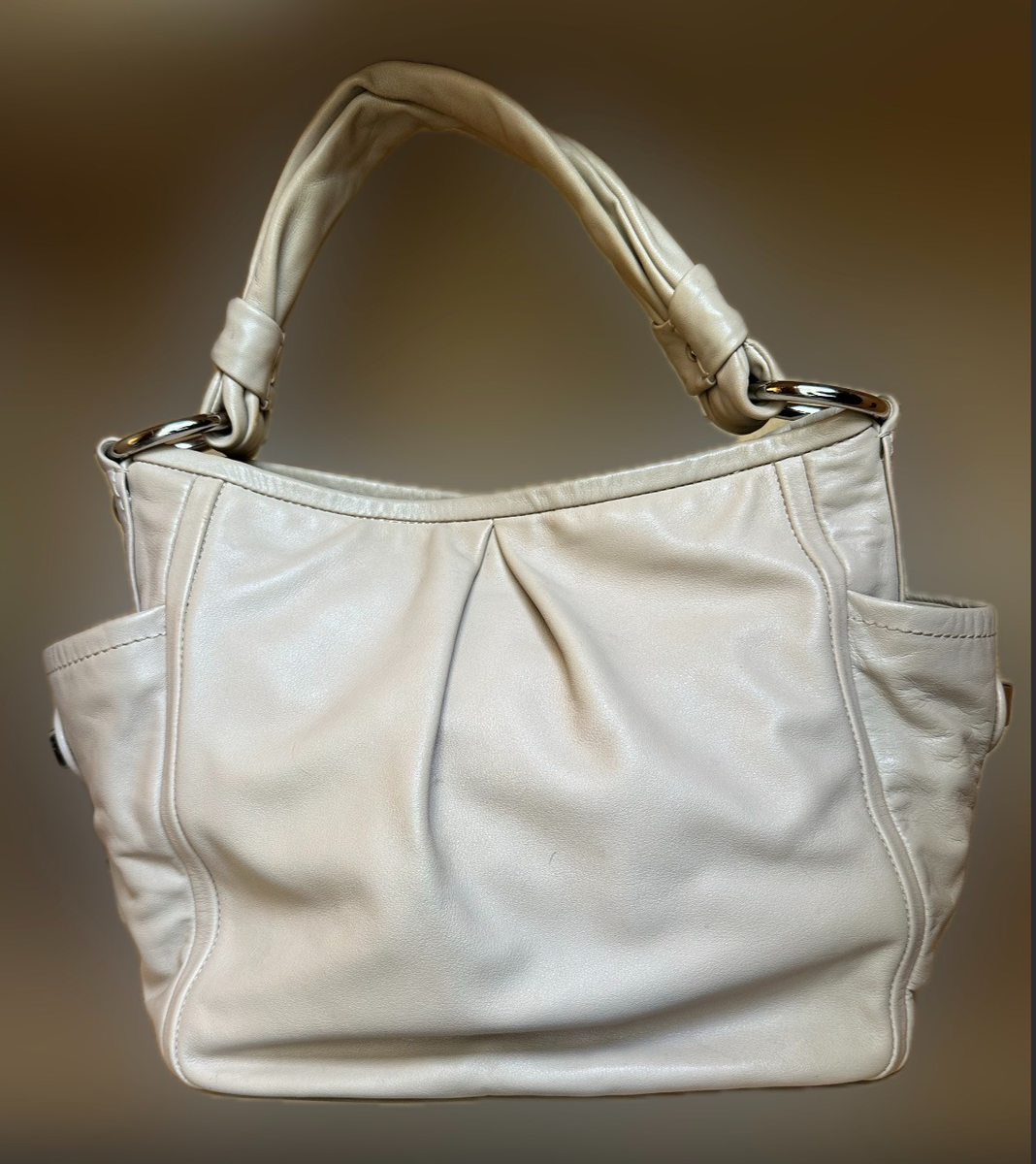 Coach Vintage Y2K “Parker” Kisslock Beige Leather Shoulder Bag