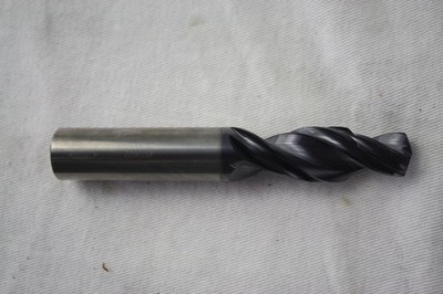 Mapal Stufenbohrer 30658850 / 4522622 12,687 / 16,000  mit Innenkühlung spiralis