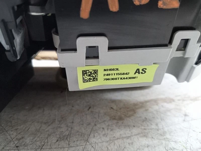 2010 - 2012 Acura RDX Center-Dash Mounted Navigation Control Assembly 39050STKA3 Foto 4 de 4