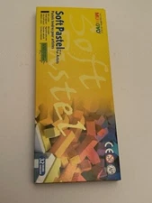 MUNGYO Soft Pastels for Artists HALF stick 32 colours