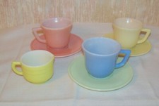 Vintage Children's Tea Set / 7 pcs Anchor Hocking / Pastel Colors