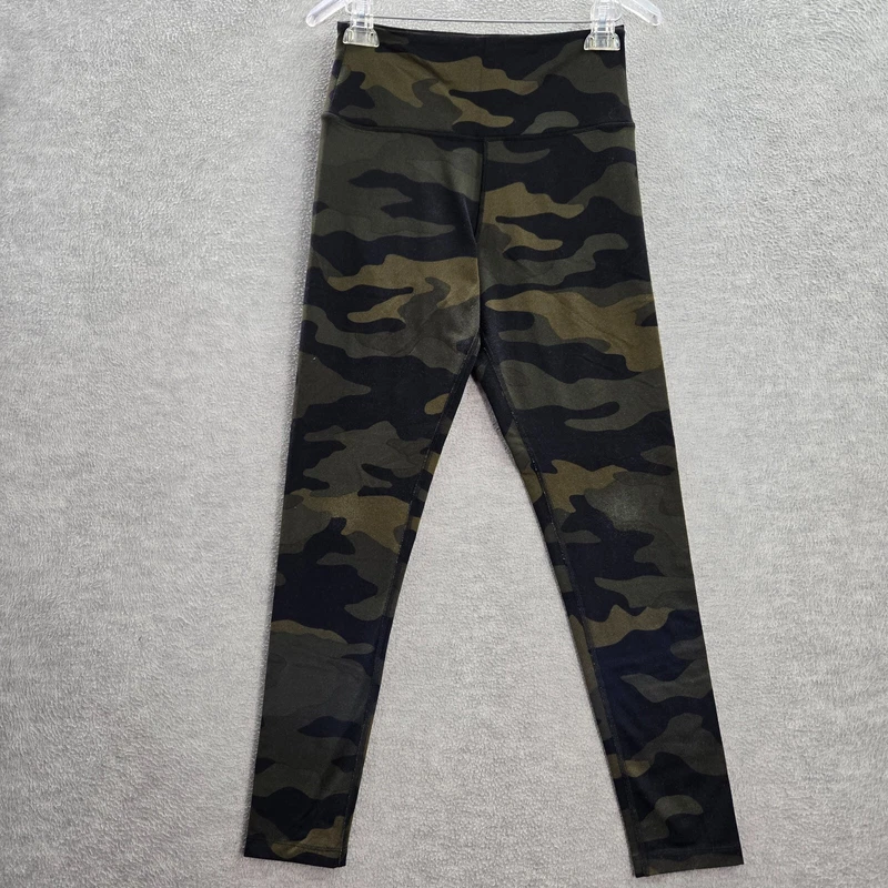 victoria-secret-vs ultimate camo activewear pants