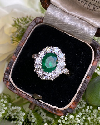 Viktorianischer Smaragd und Diamant Cluster Ring 18kt Gelbgold 1,35ct + 1,90ct