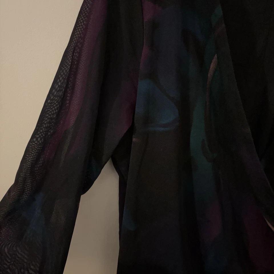 Camisa Top Coldwater Creek 2X Negra Púrpura Cuello en V Transparente Manga 3/4 Elastizada Foto 2 de 4