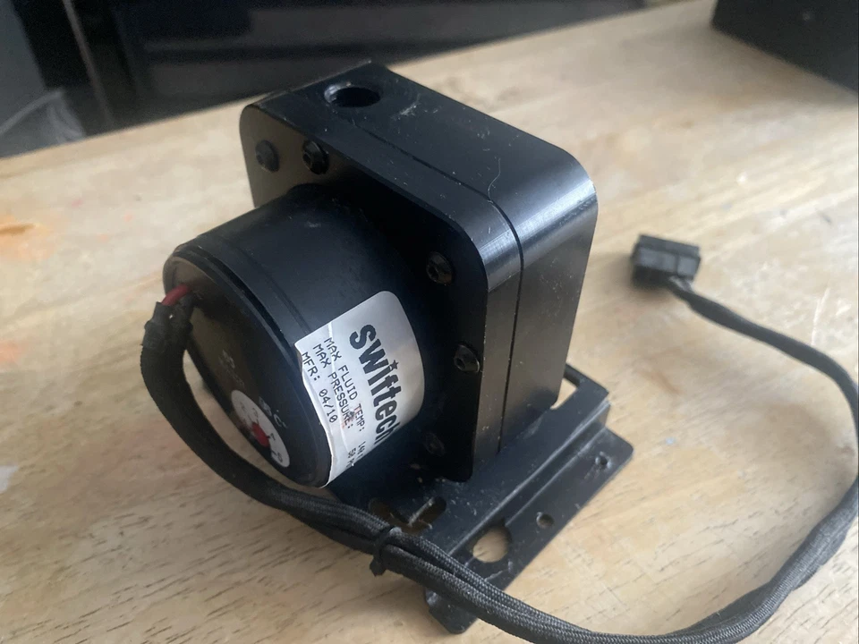 Swiftech D5 MCP655 Pump with EK-D5 X-Top Rev.2 – Water Cooling - Image 3 of 4