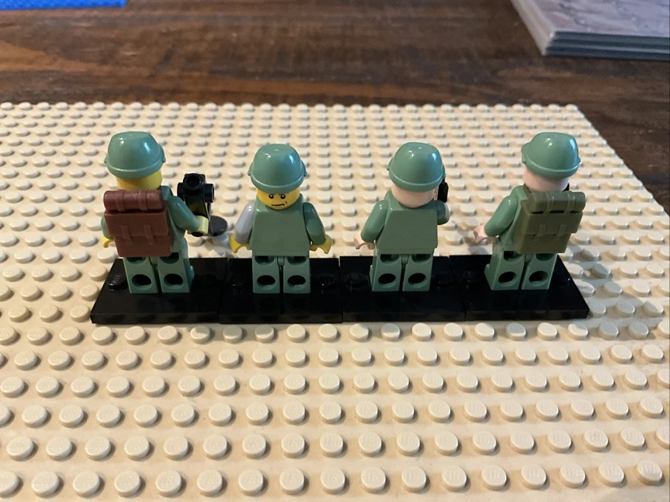 LEGO минифигурки Индиана Джонс, русские солдаты минифигурки лот из 4. Вторая мировая война - Изображение 2 из 2