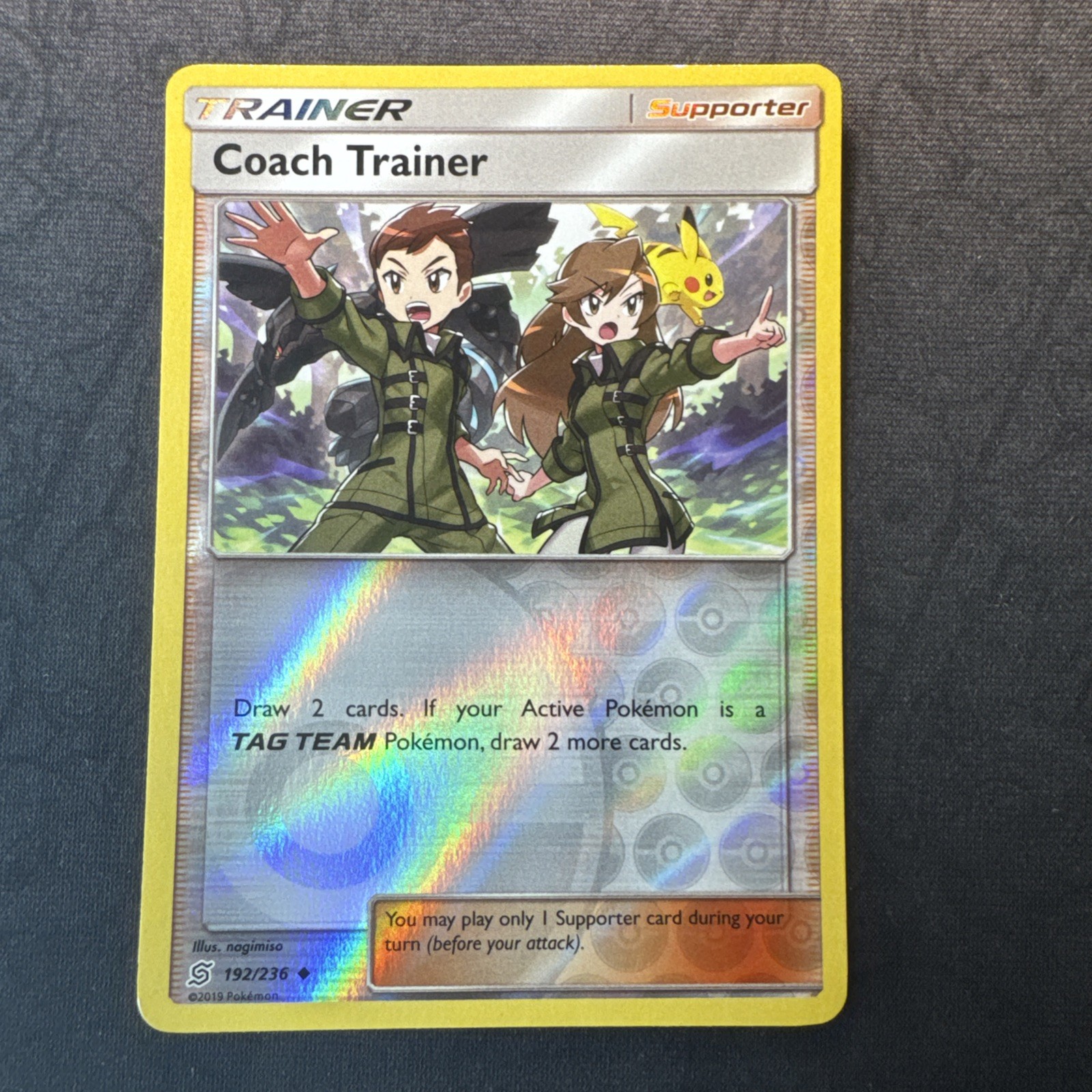 Coach Trainer 192/236 Sm-Unified Minds Reverse Holo Sun & Moon Pokemon