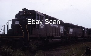 Original 35mm Slide PC Penn Central Train 6271 1972