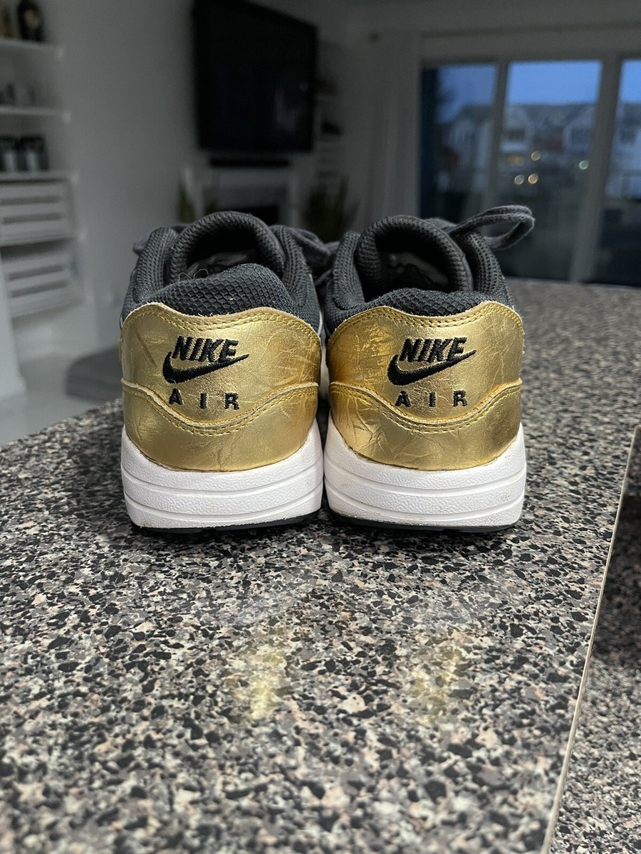 NIKE スーパーボール NIKE ナイキ（NIKE）（メンズ）サッカートレーニングシューズ