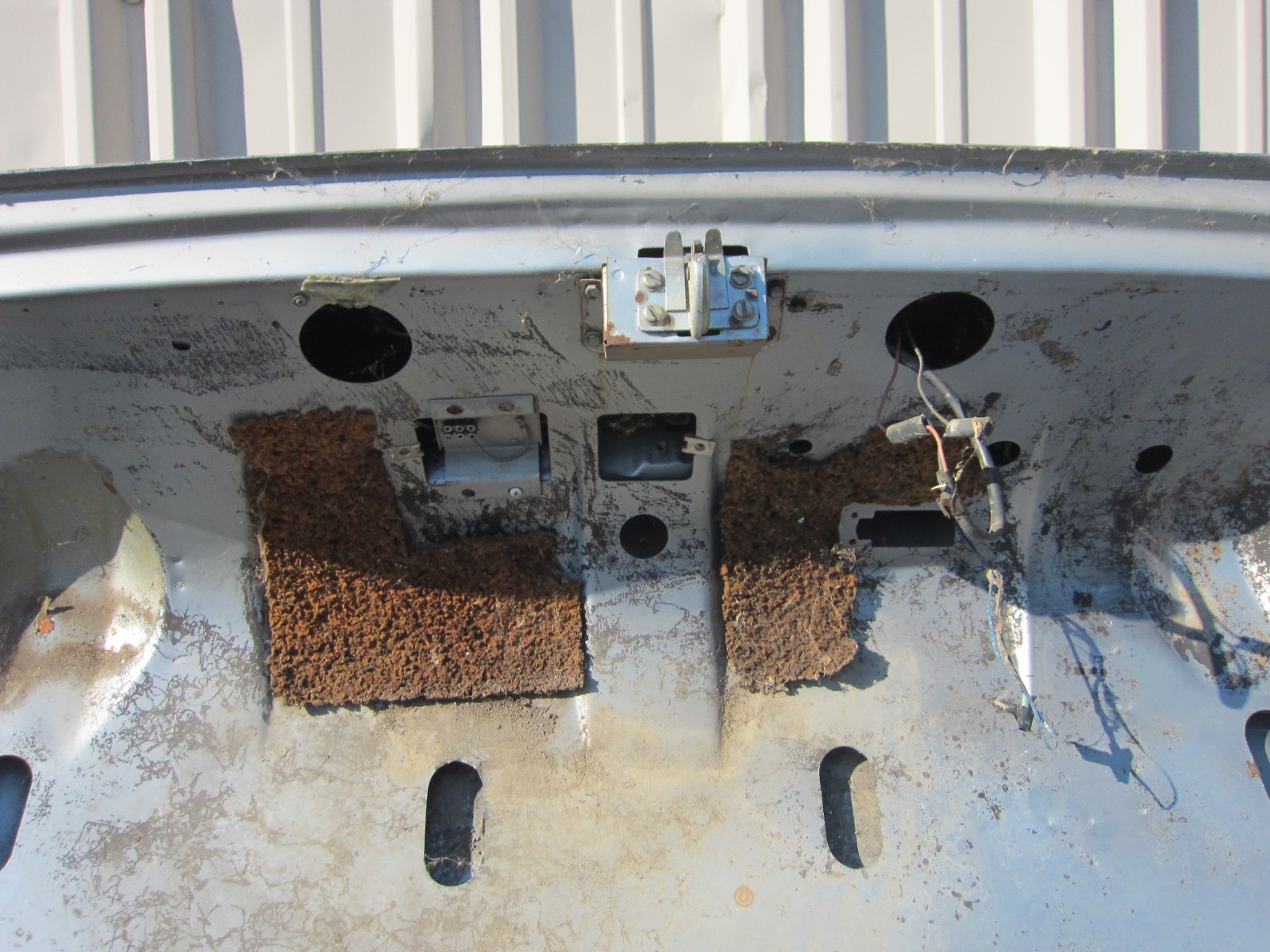 Rolls Royce Silver Shadow II  Trunk Lid 
