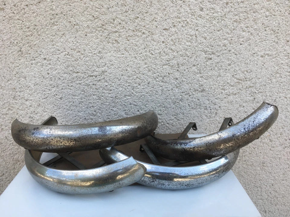 Anciens gardes boue pour roues de poussettes / Landaus / Années ? / Accessoires - Photo 4/4