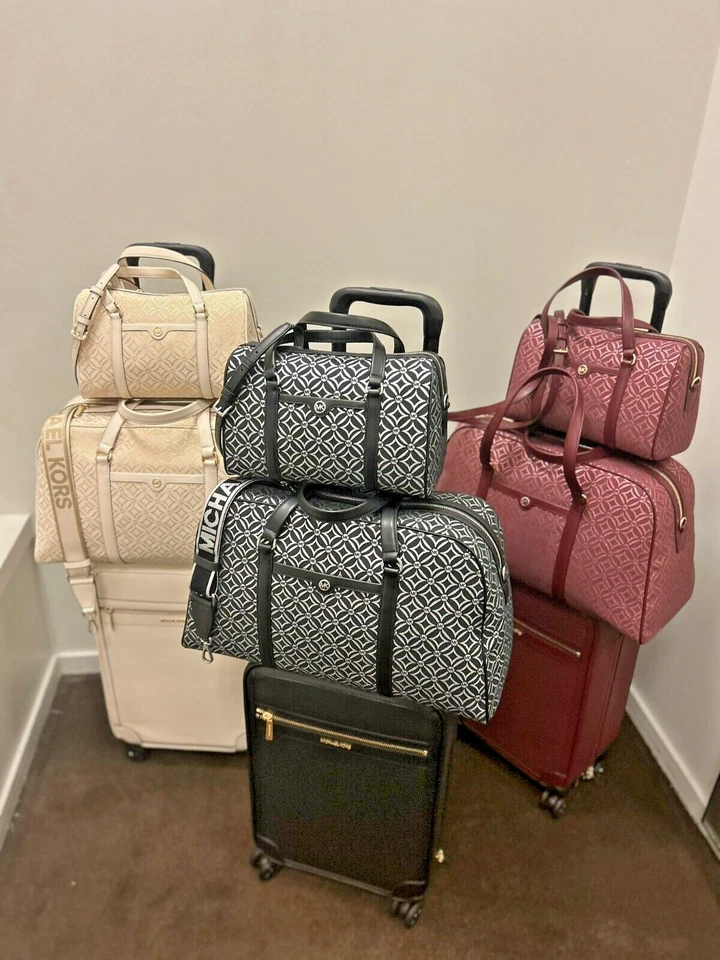 Paquete de viaje Michael Kors pequeño trolley bolsa de lona y XL conjunto combinado de fin de semana Foto 3 de 4