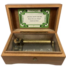 Thorens 3 song music box Switzerland 50 note Mozart Gavotte Gossec Louis XIII R