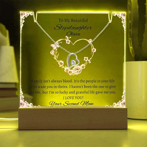 Stepdaughter LED Acrylic Heart Necklace & Plaque Gift Set - Picture 8 of 9