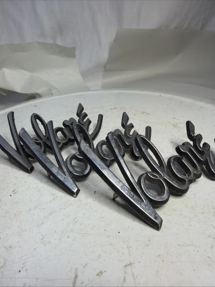 76-80 Plymouth Volare сценарий табличка с эмблемой 3 всего - Изображение 2 из 4