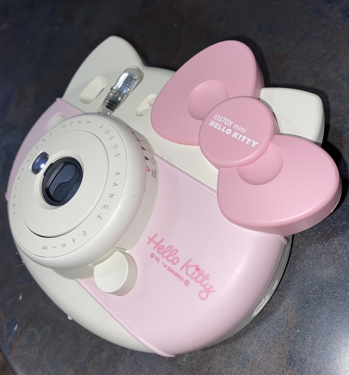 Fujifilm Instax Mini Hello Kitty Instant Film Camera Pink 2014