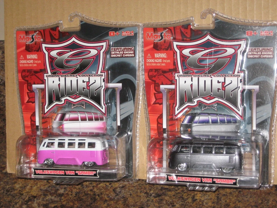 Lote de 2 Volkswagen Samba Van 2006 Maisto G Ridez 1:64 gris rosa Foto 2 de 2