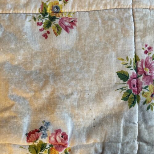 vintage Floral Country quilted Blanket Handmade 69” Lx 44” - Picture 7 of 10
