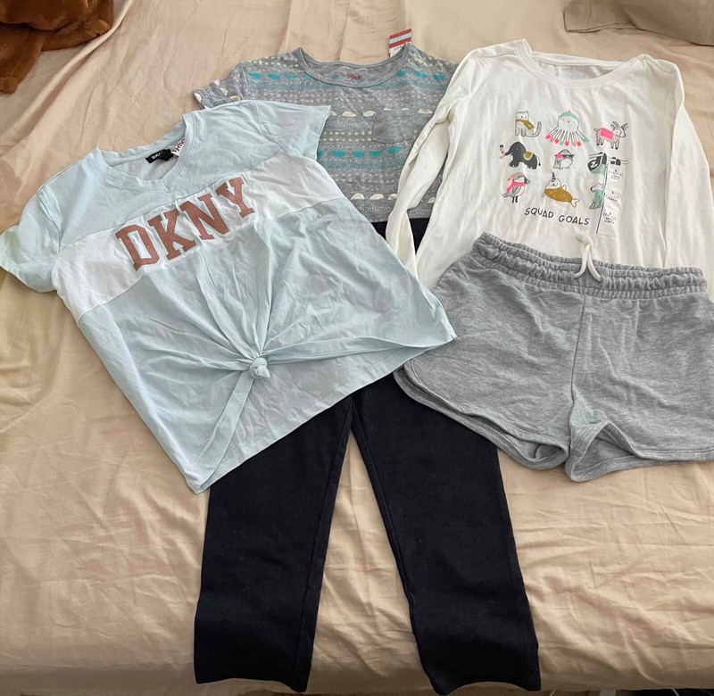 Big Girls Cat & Jack/ DKNY 5 piece outfit set- Size Large- (NEW)