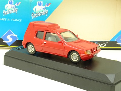 MVI Prestige 1/43 – Peugeot 205 Multi Durisotti Gruau – Blanche – Résine (rétro Manquant)