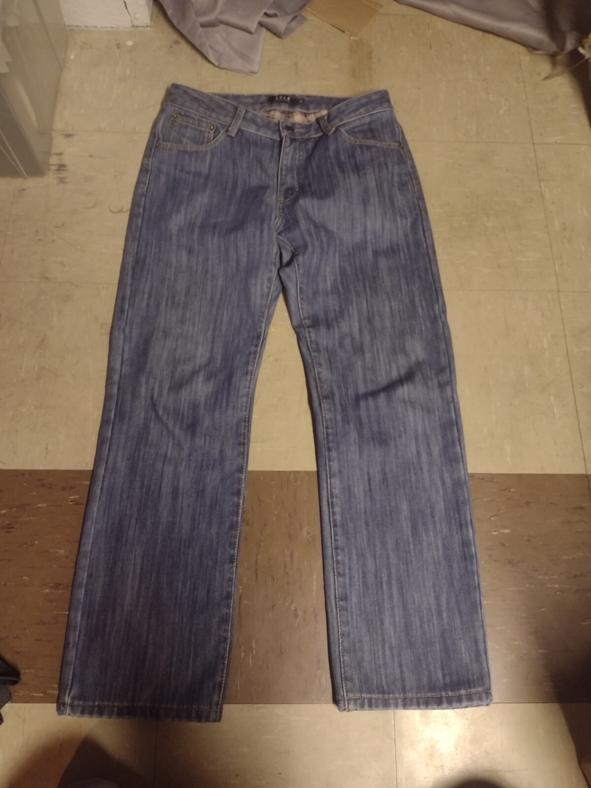 Picture 1 of 6