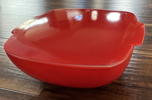 Vintage Pyrex 525B 2.5 Qt Ovenware Bowl + 525C Matching Lid ~ Square ~ Red - Picture 2 of 10