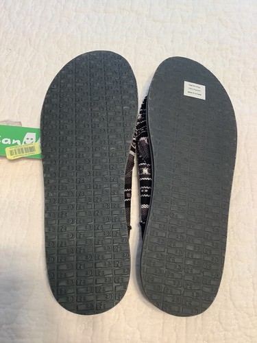 SANUK DONNA SHERPA BLANKET BLACK/WHITE SLIP ON SHOES SIZE 10 US - Picture 2 of 3