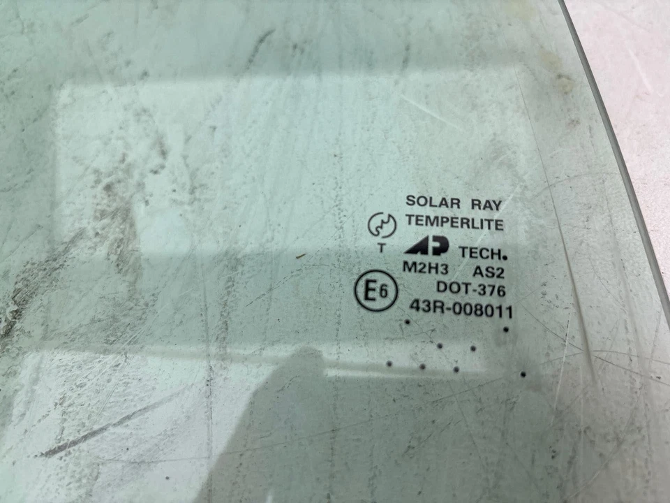 00-02 Saturn Sw2 Puerta Trasera Pasajero Puerta Lateral Ventana Vidrio Foto 4 de 4