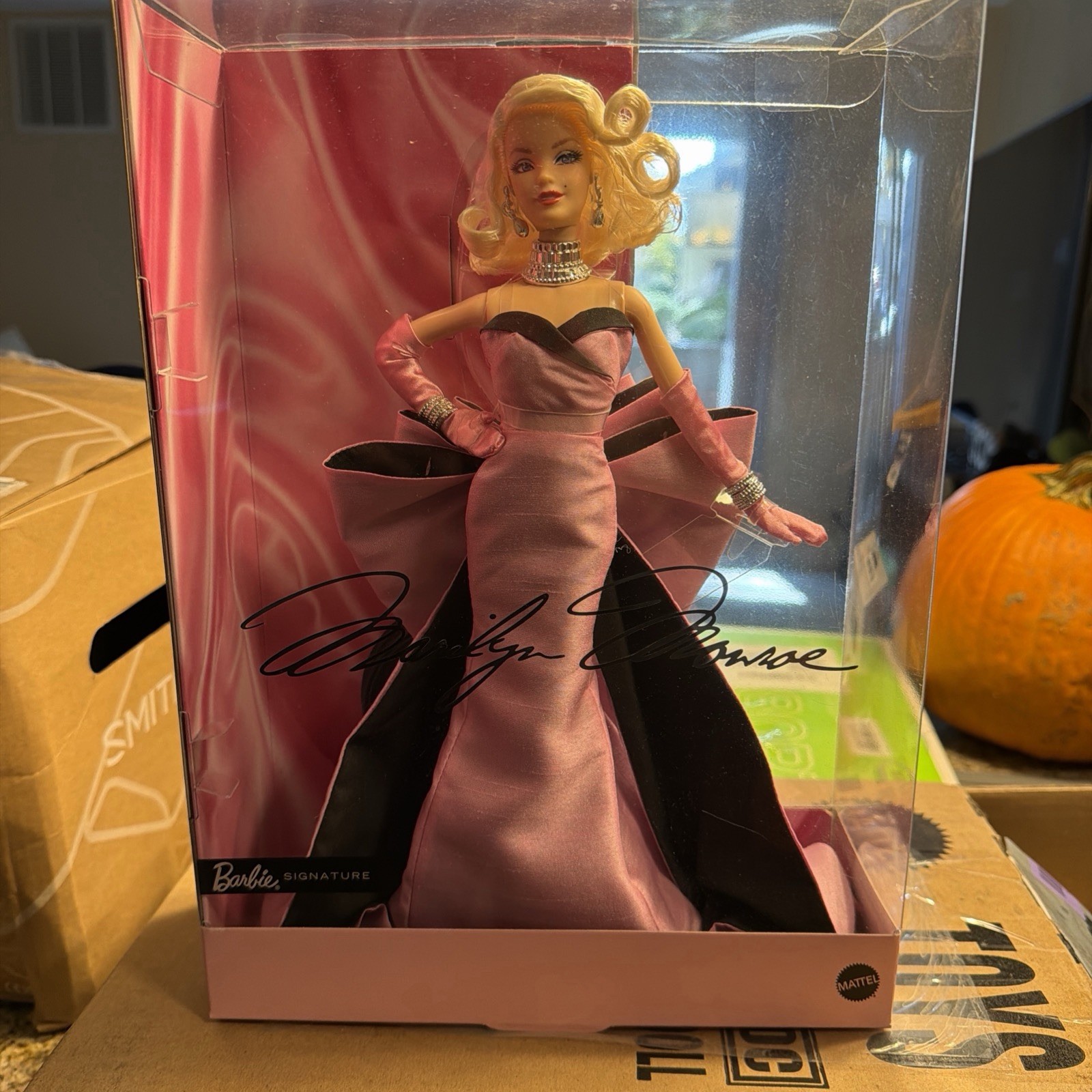 Куклы Barbie 2026 MM100 Marilyn Monroe’s 100th Birthday “Barbie Signature”
