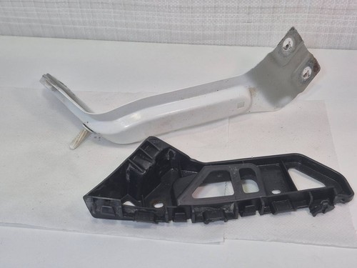 Volkswagen Caddy 2011 Vorne links Halterung Kotflügel 1T0821135C VEC8507